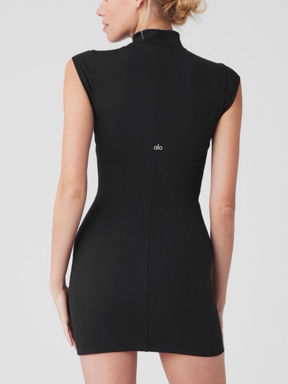 ALO Ribbed Mock Neck Mini Dress 🖤✨